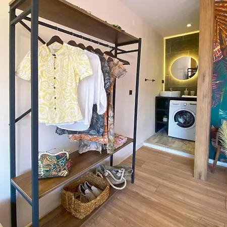 Villa Jakuzili Havuzlu Tropical Balayi Temali Lux